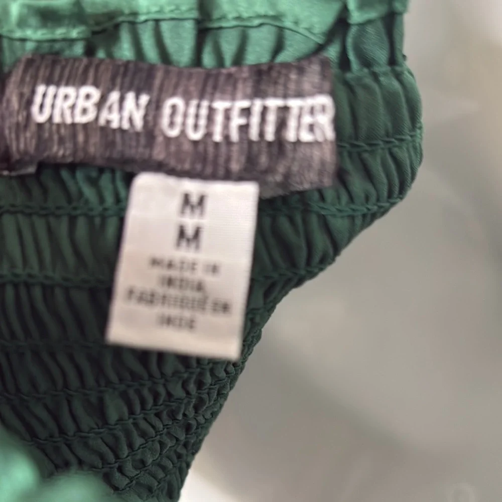 Urban Outfitters green Puff Sleeve Blouse - Picture 5 of 7